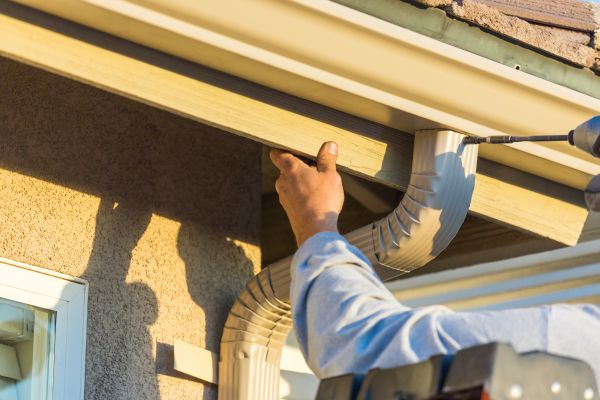 Aluminum Rain Gutter Service in Albany