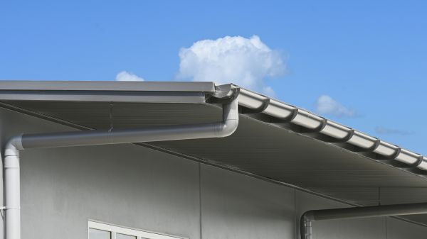 Eavestrough Service in Albany